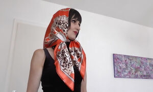 Satin Scarf Headscarf style demonstrate clamp