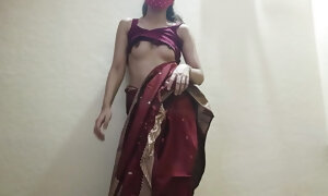 Ishita masterbating and getting insane in Saree